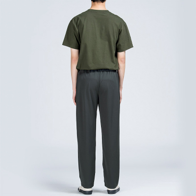 着用イメージ(男性)背面